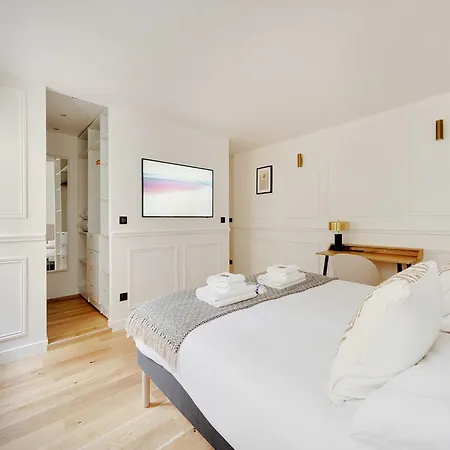 Appartamento Luxurious Getaway 1bdr 2p- Eiffel Tower Invalides *